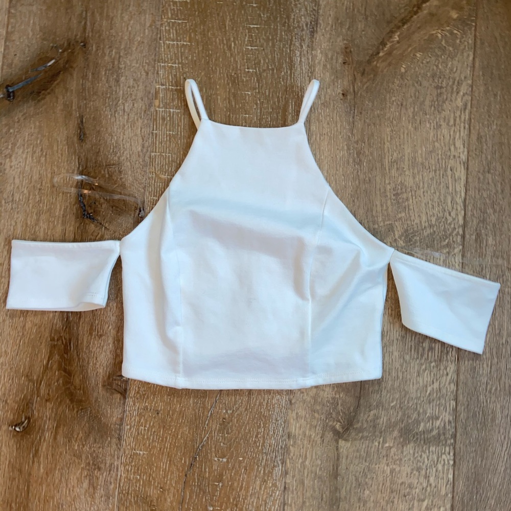 Solemio Los Angeles White off the shoulder croptop